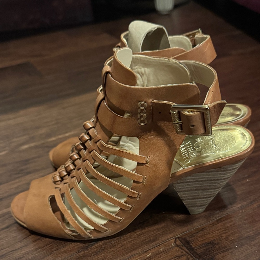 Vince Camuto Women's Tan Strappy Sandals Style Estelli size 8M / 38 - Picture 3 of 8
